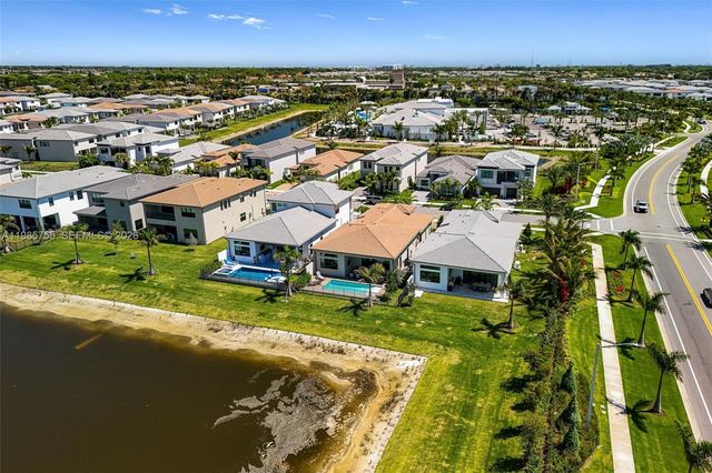 21135 Tangelo Tree Drive, Boca Raton, FL 33434