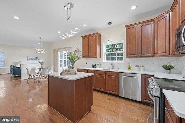 1 MICHAEL TOWNSEND CT, Newark, DE 19702