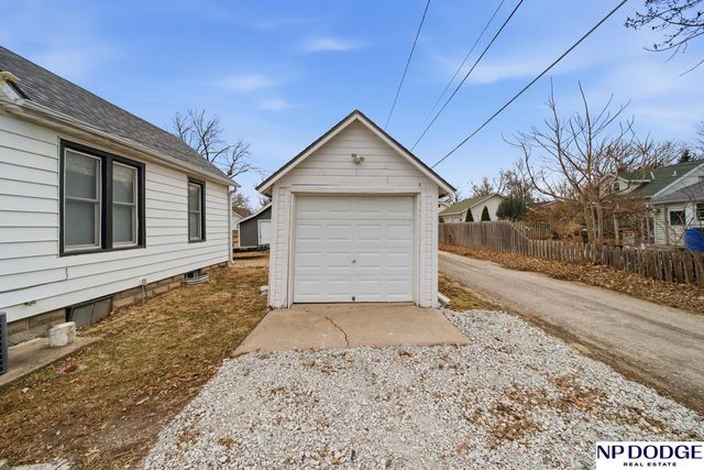 1035 E 2nd Street, Fremont, NE 68025