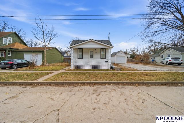 1035 E 2nd Street, Fremont, NE 68025