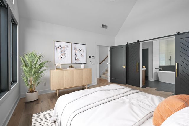 120 Anmer Hall, Fort Wayne, IN 46845