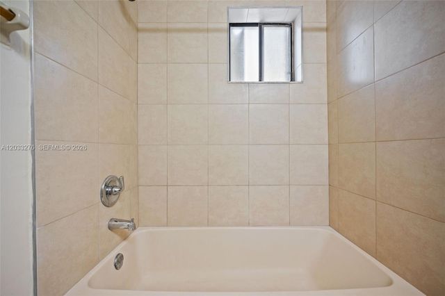 5490 W 21st Court 310, Hialeah, FL 33016