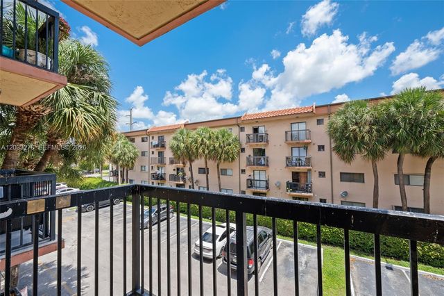 5490 W 21st Court 310, Hialeah, FL 33016