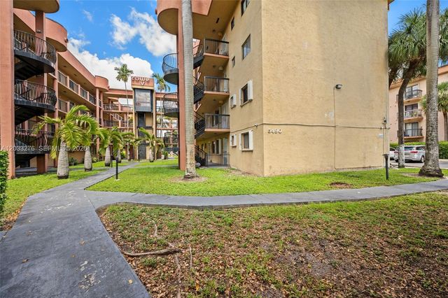 5490 W 21st Court 310, Hialeah, FL 33016