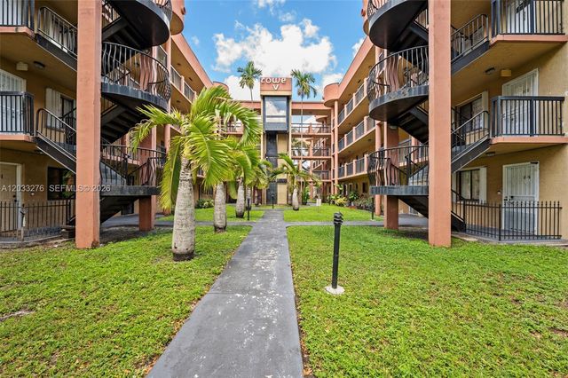5490 W 21st Court 310, Hialeah, FL 33016