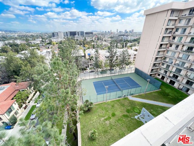 100 S Doheny Drive 920, Los Angeles, CA 90048