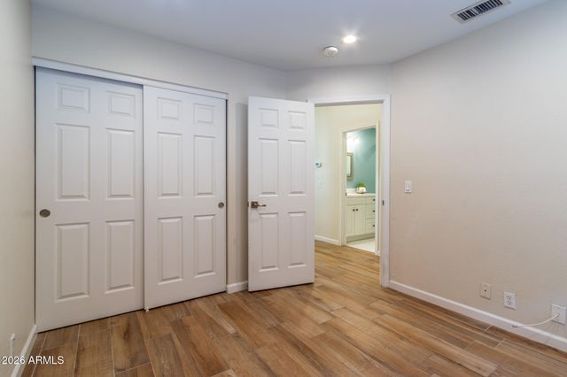 3226 E WAHALLA Lane, Phoenix, AZ 85050