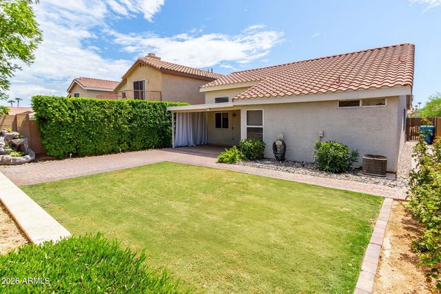 3226 E WAHALLA Lane, Phoenix, AZ 85050