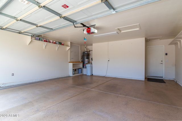 3226 E WAHALLA Lane, Phoenix, AZ 85050