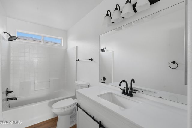 17403 N 28 Avenue, Phoenix, AZ 85053