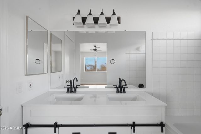 17403 N 28 Avenue, Phoenix, AZ 85053