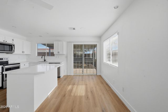 17403 N 28 Avenue, Phoenix, AZ 85053