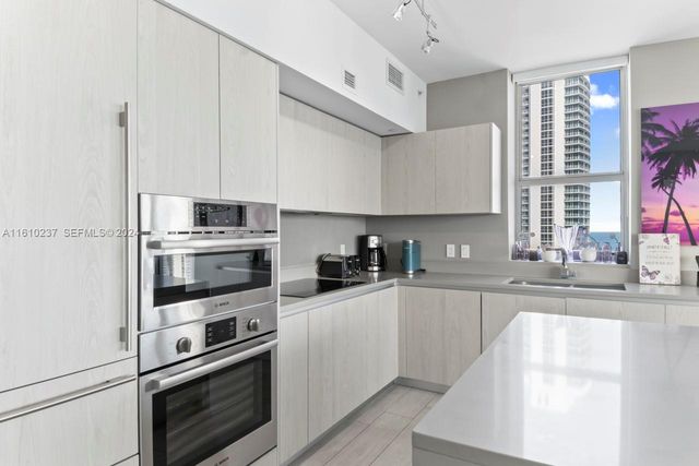 4010 S Ocean Drive R2409, Hollywood, FL 33019