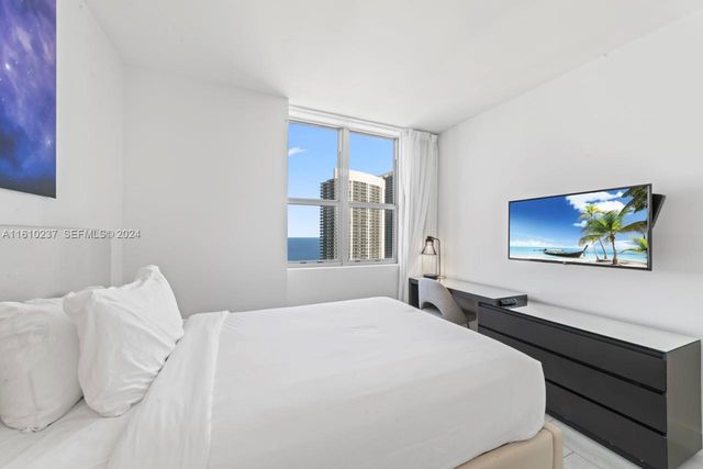 4010 S Ocean Drive R2409, Hollywood, FL 33019