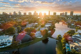 517 Devils LN, Naples, FL 34103