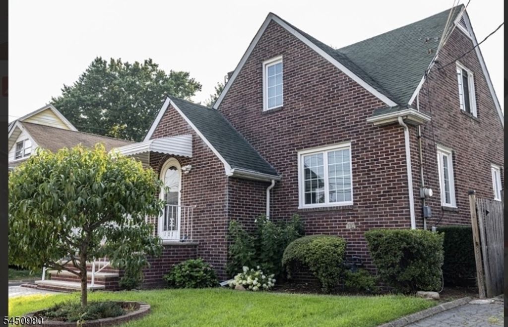 127 Hussa St, Linden City, NJ 07036 — photo 4