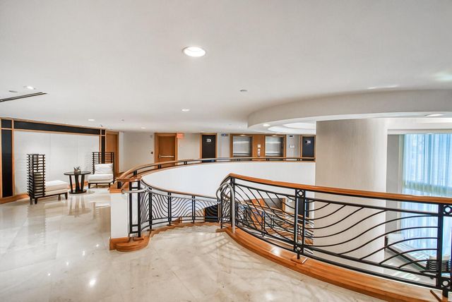 18911 Collins Avenue 506, Sunny Isles Beach, FL 33160