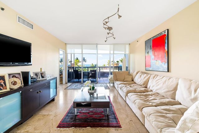 18911 Collins Avenue 506, Sunny Isles Beach, FL 33160