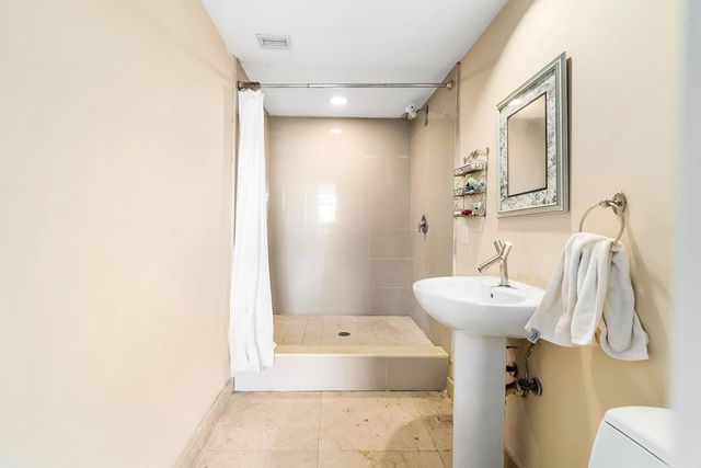 18911 Collins Avenue 506, Sunny Isles Beach, FL 33160