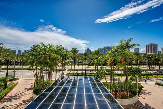 18911 Collins Avenue 506, Sunny Isles Beach, FL 33160