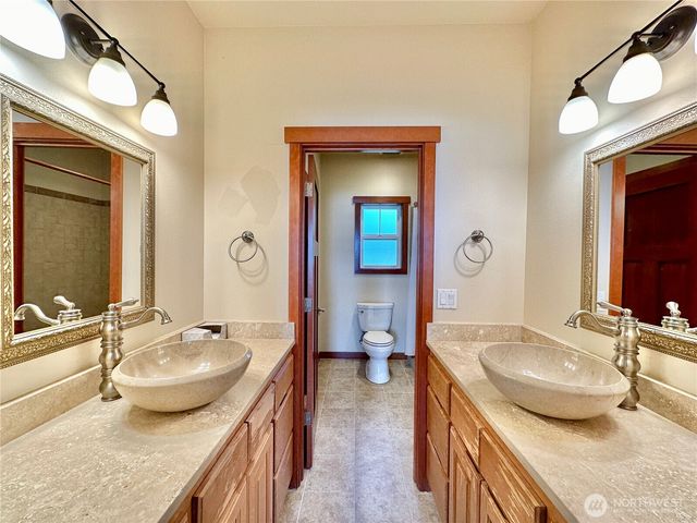 4075 Preserve Drive, Camano Island, WA 98282