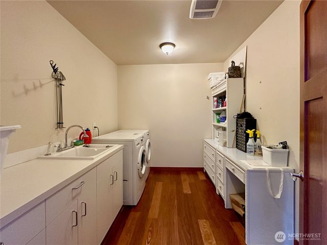 4075 Preserve Drive, Camano Island, WA 98282