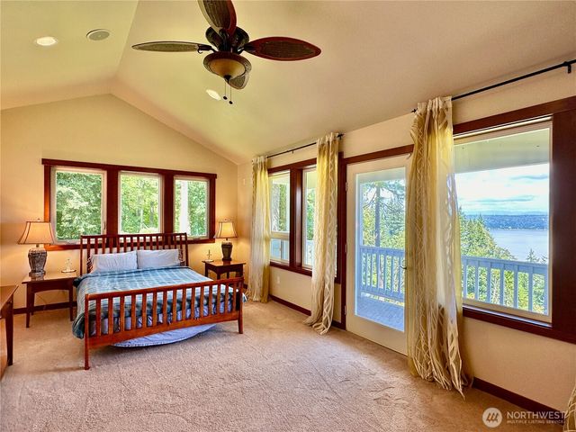 4075 Preserve Drive, Camano Island, WA 98282