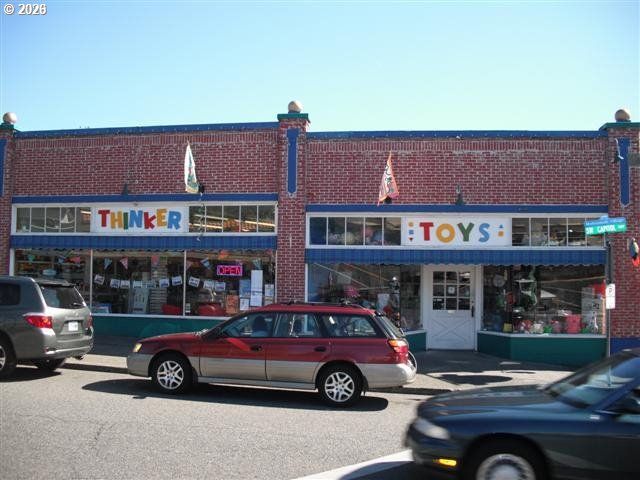 7909 Sw 31ST Ave 9, Portland, OR 97219