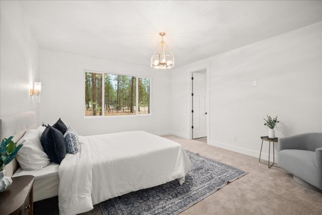 6559 Kate Dr, Nine Mile Falls, WA 99026