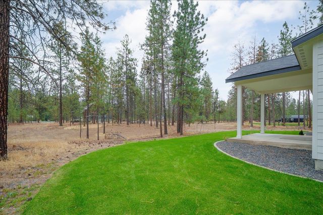 6559 Kate Dr, Nine Mile Falls, WA 99026
