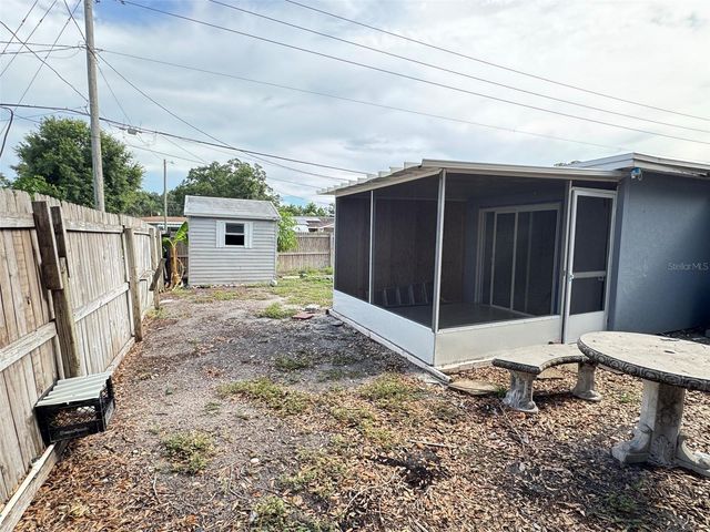 9401 57TH STREET N, Pinellas Park, FL 33782