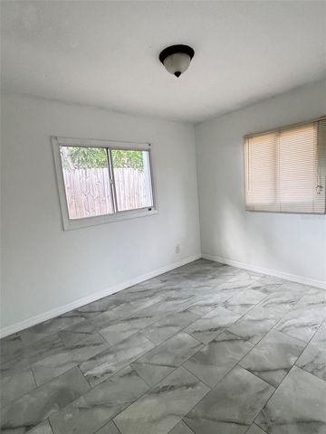 9401 57TH STREET N, Pinellas Park, FL 33782