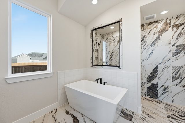 2265 Slate Drive, Waxahachie, TX 75167