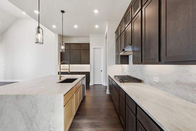 2265 Slate Drive, Waxahachie, TX 75167