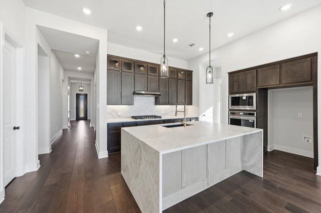 2265 Slate Drive, Waxahachie, TX 75167