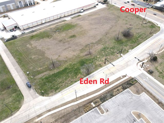 7001 S Cooper Street, Arlington, TX 76001