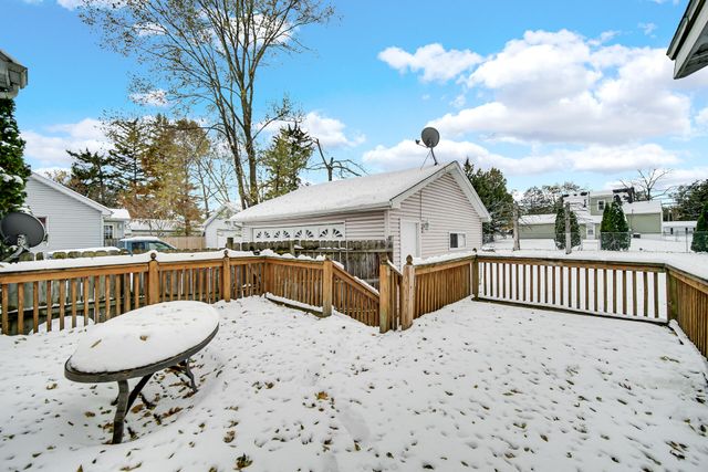 8212 W Taft Street, Merrillville, IN 46410