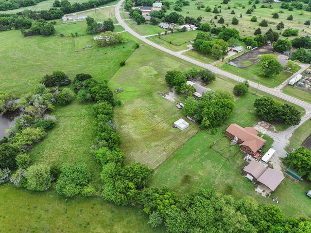 506 Fm 816, Wolfe City, TX 75496