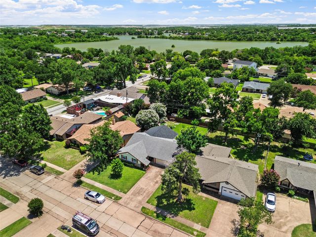 1914 Normandy Drive, Irving, TX 75060