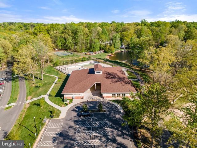 152 EDGEMONT CIR, Locust Grove, VA 22508