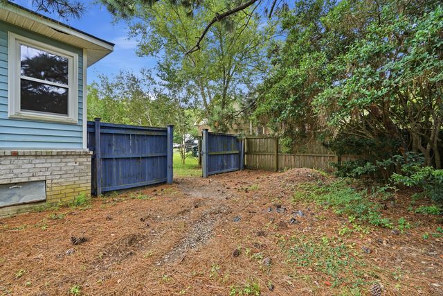 608 Dolphin Drive, Summerville, SC 29485