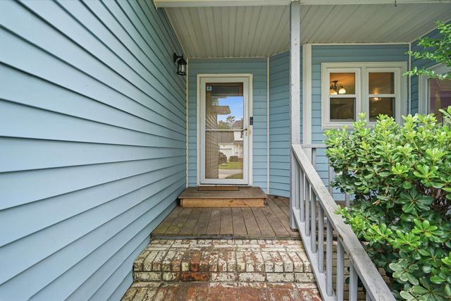 608 Dolphin Drive, Summerville, SC 29485