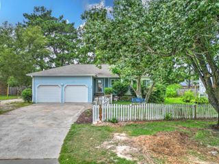 608 Dolphin Drive, Summerville, SC 29485