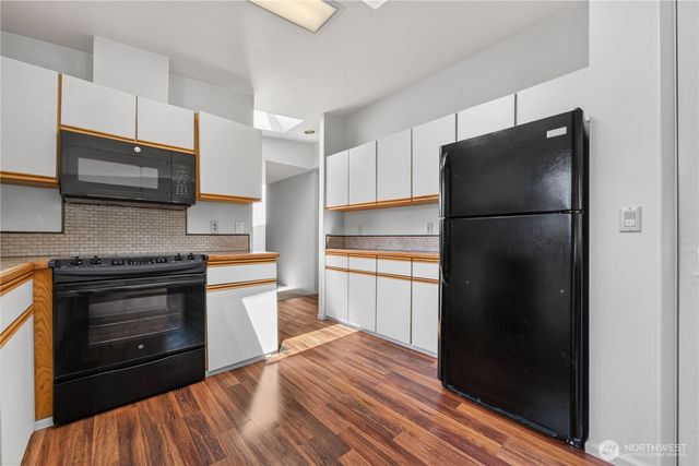 24030 10th Place W, Bothell, WA 98021