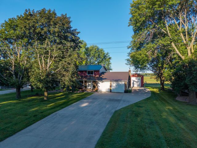 1308 County Road 9 SE, Willmar, MN 56201