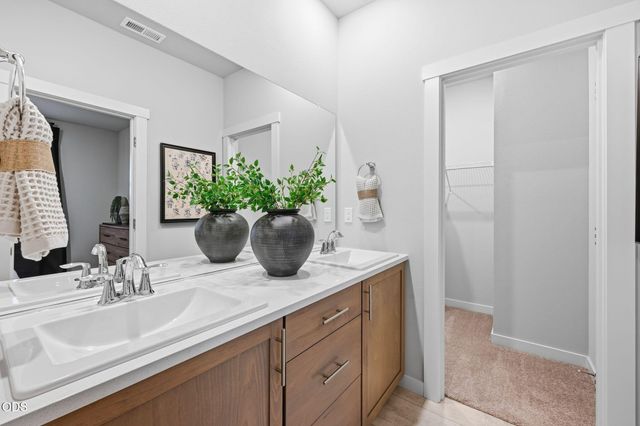 2728 NW 26th Loop North, Redmond, OR 97756
