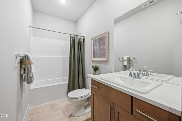 2728 NW 26th Loop North, Redmond, OR 97756