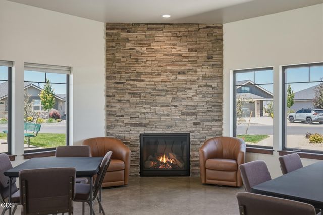 2728 NW 26th Loop North, Redmond, OR 97756