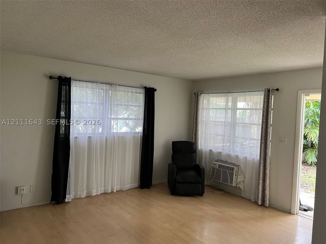 4841 SW 45th Ave 1, Hollywood, FL 33314