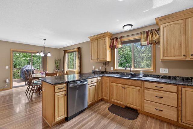 2823 Dunlap Lane SE, Rochester, MN 55904